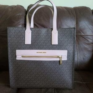 Michael Kors Kenly